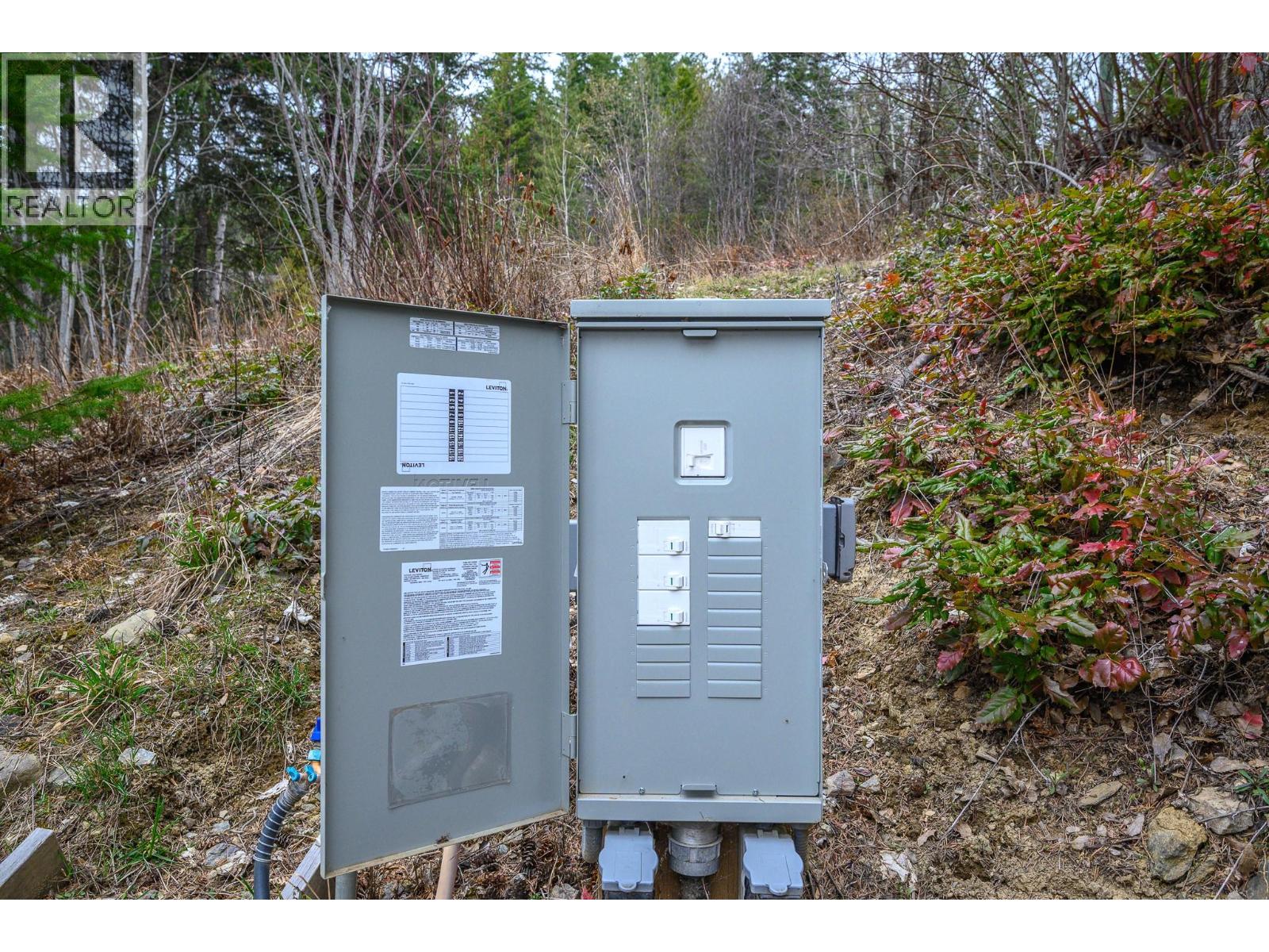 6474 Deer Run Road Lot# 11, Magna Bay, British Columbia  V0E 1M7 - Photo 30 - 10381218