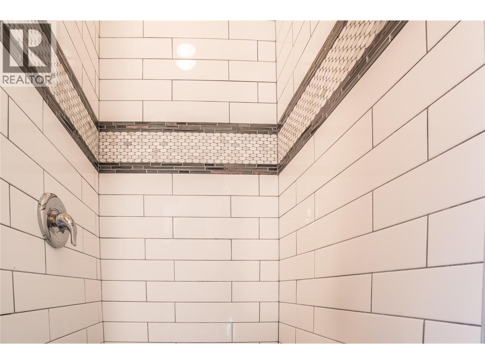 19279 Lakeshore Drive N, Summerland, British Columbia  V0H 1Z6 - Photo 13 - 10381953