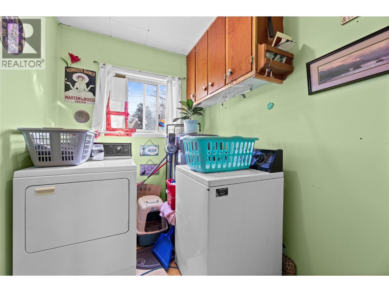 330 6 Street, Salmon Arm, British Columbia  V1E 4E8 - Photo 12 - 10381880