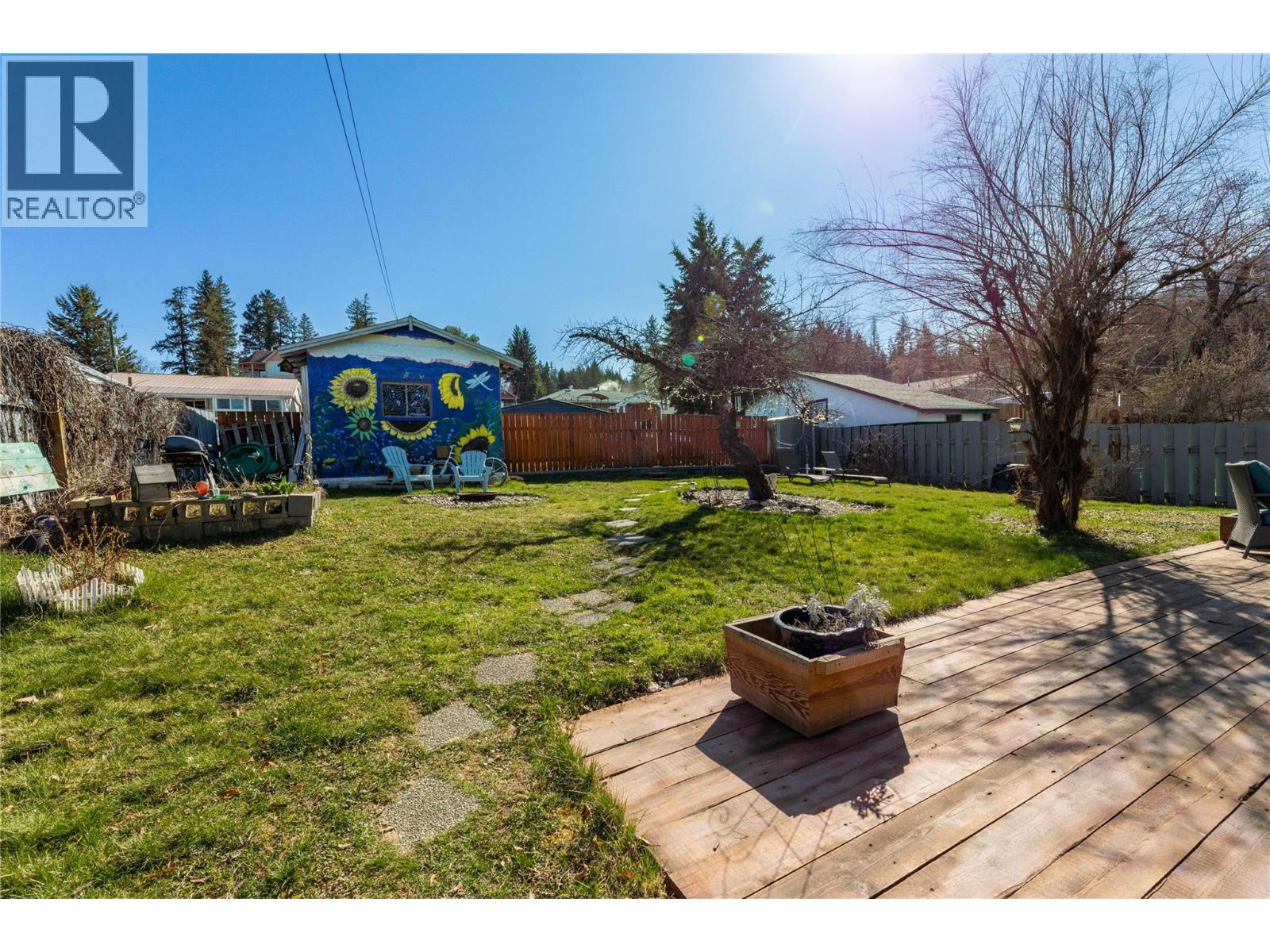 330 6 Street, Salmon Arm, British Columbia  V1E 4E8 - Photo 19 - 10381880