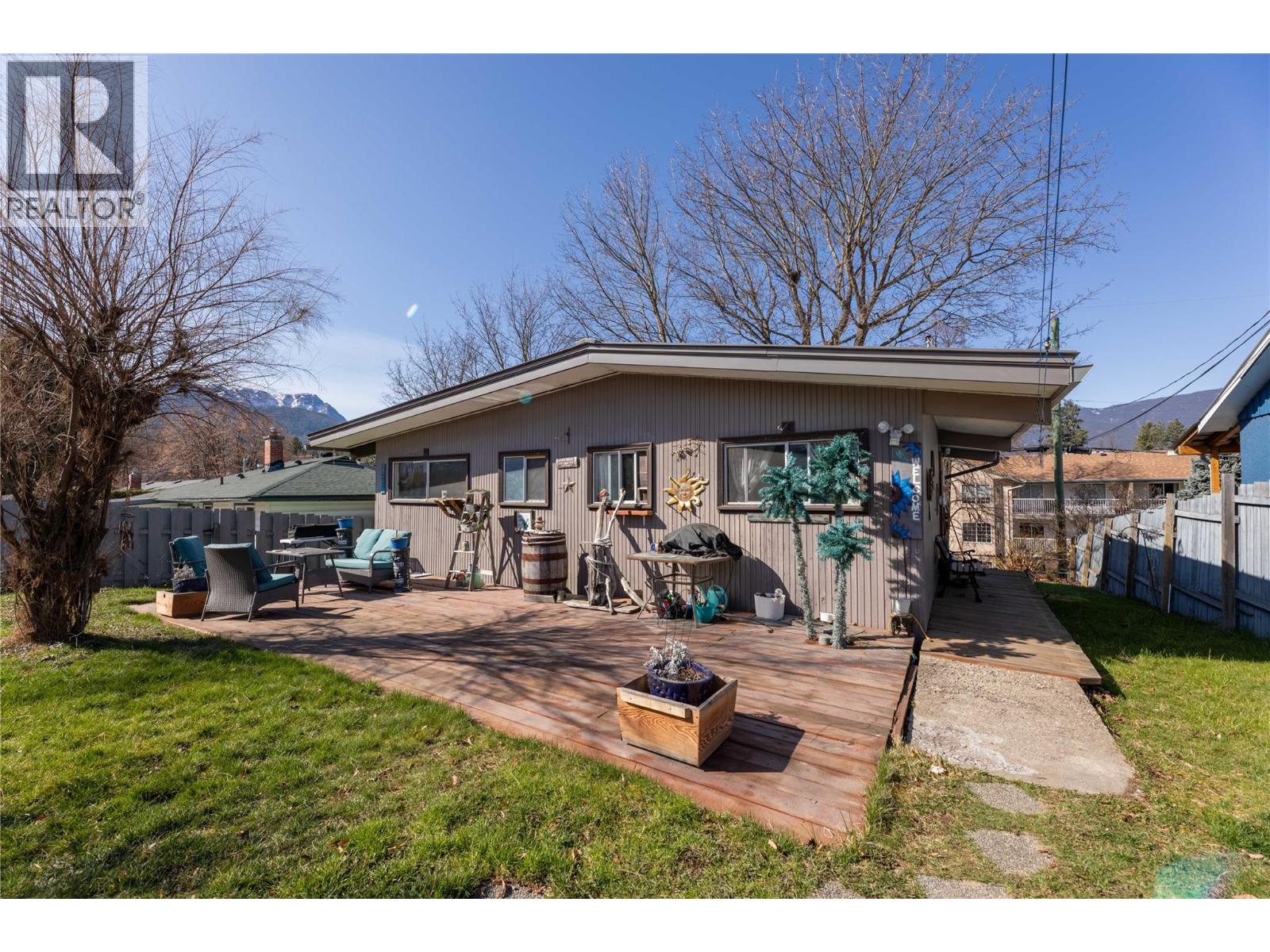 330 6 Street, Salmon Arm, British Columbia  V1E 4E8 - Photo 20 - 10381880