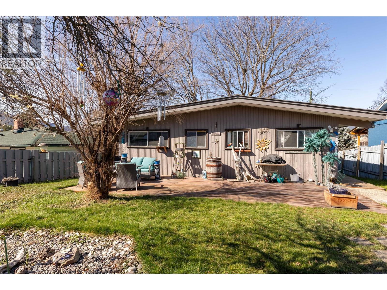 330 6 Street, Salmon Arm, British Columbia  V1E 4E8 - Photo 21 - 10381880