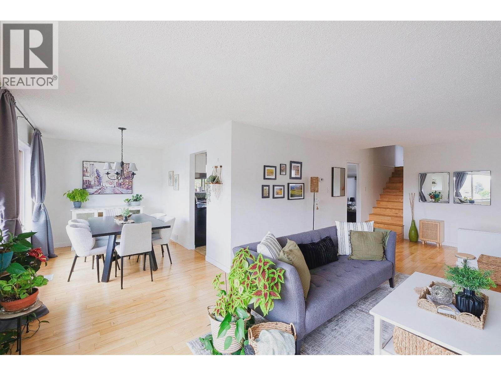 144 Adamson Place, Penticton, British Columbia  V2A 7R9 - Photo 2 - 10381924