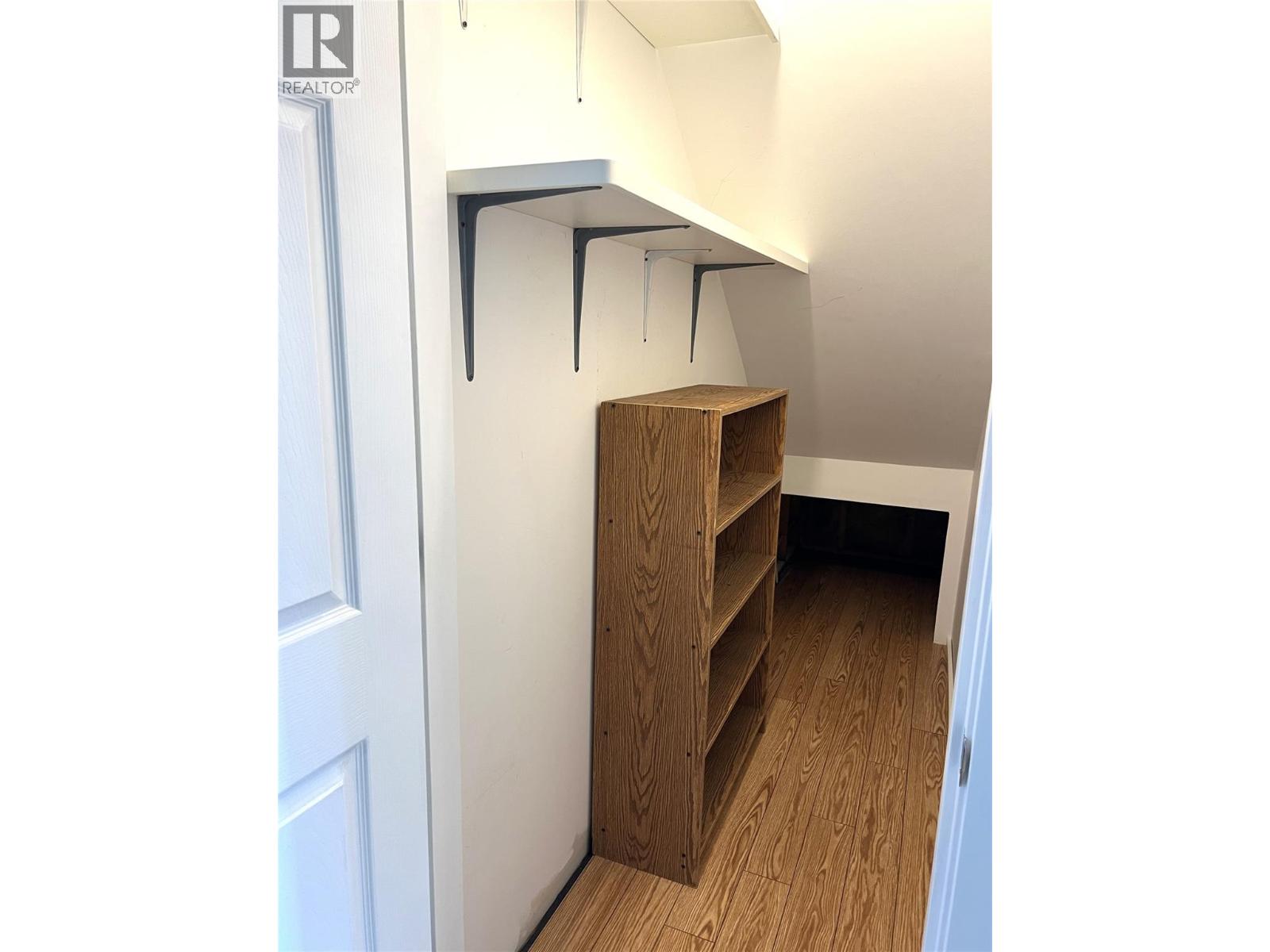 7461 Stampede Trail, Anglemont, British Columbia  V0E 1M8 - Photo 14 - 10381567