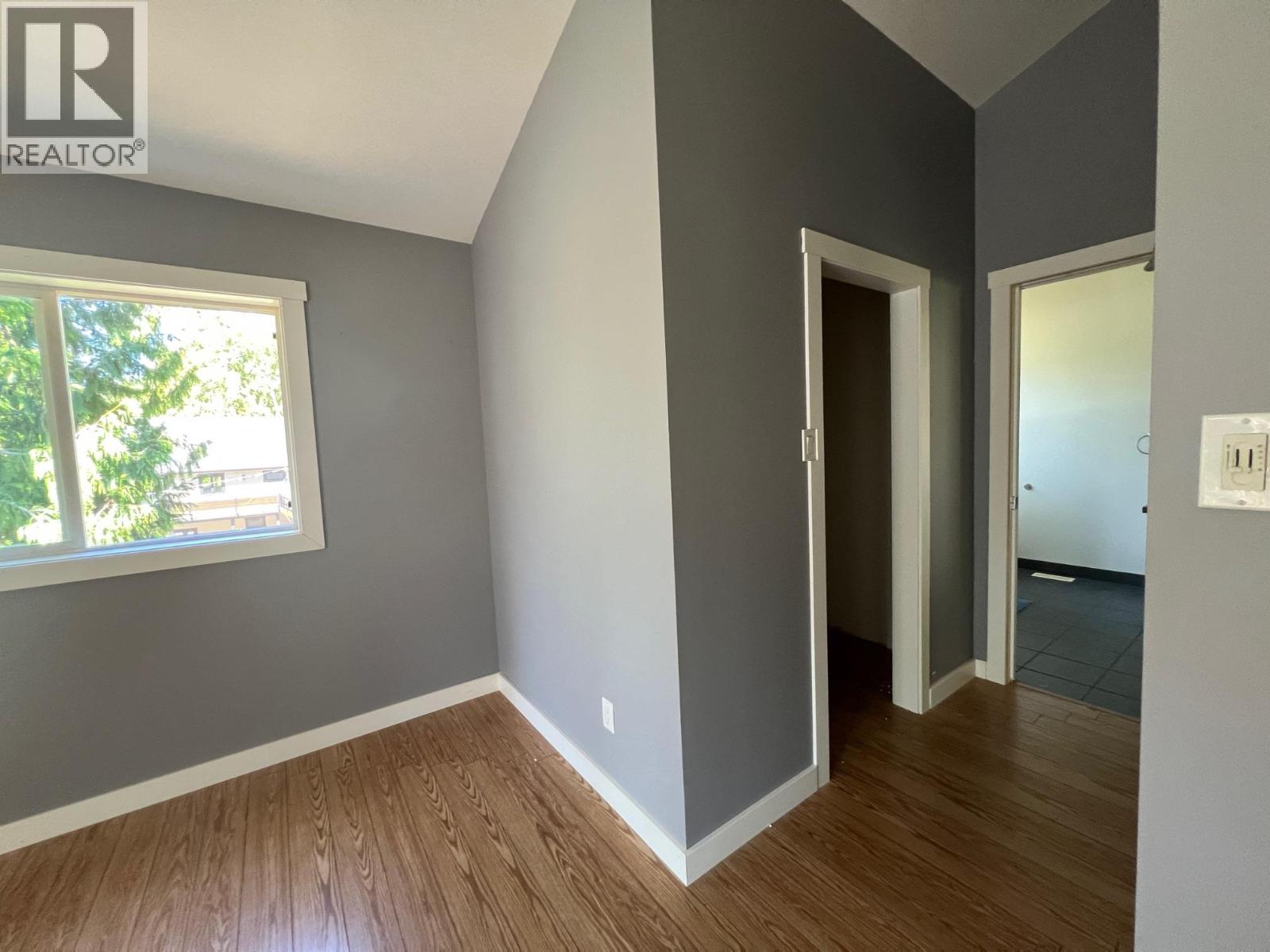 7461 Stampede Trail, Anglemont, British Columbia  V0E 1M8 - Photo 17 - 10381567