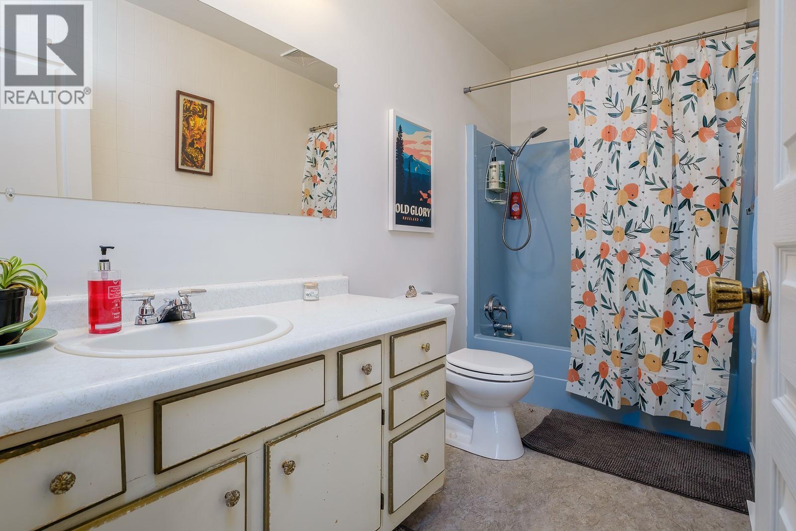 1730 Kootenay Avenue, Rossland, British Columbia  V0G 1Y0 - Photo 17 - 10380318