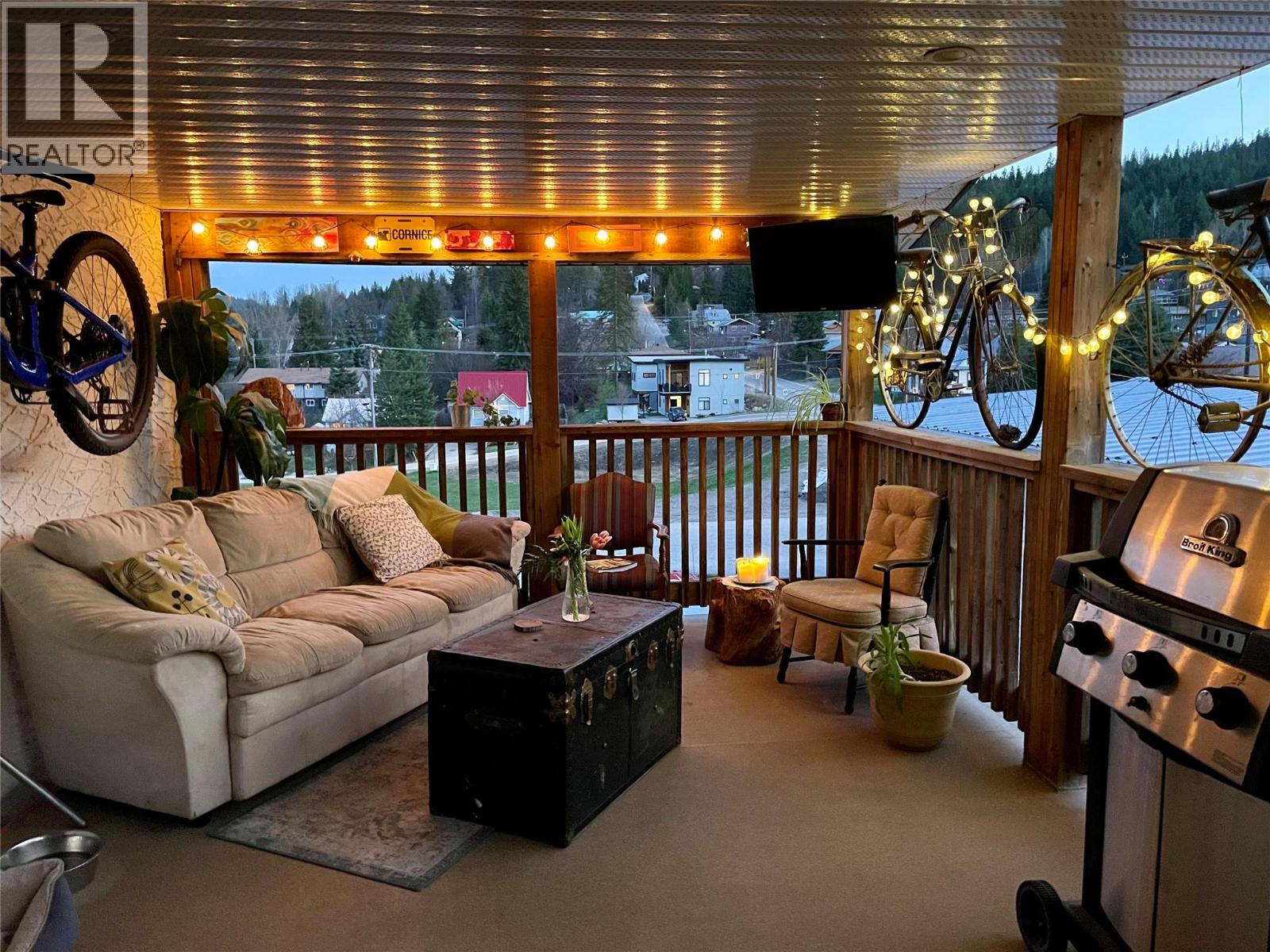 1730 Kootenay Avenue, Rossland, British Columbia  V0G 1Y0 - Photo 20 - 10380318