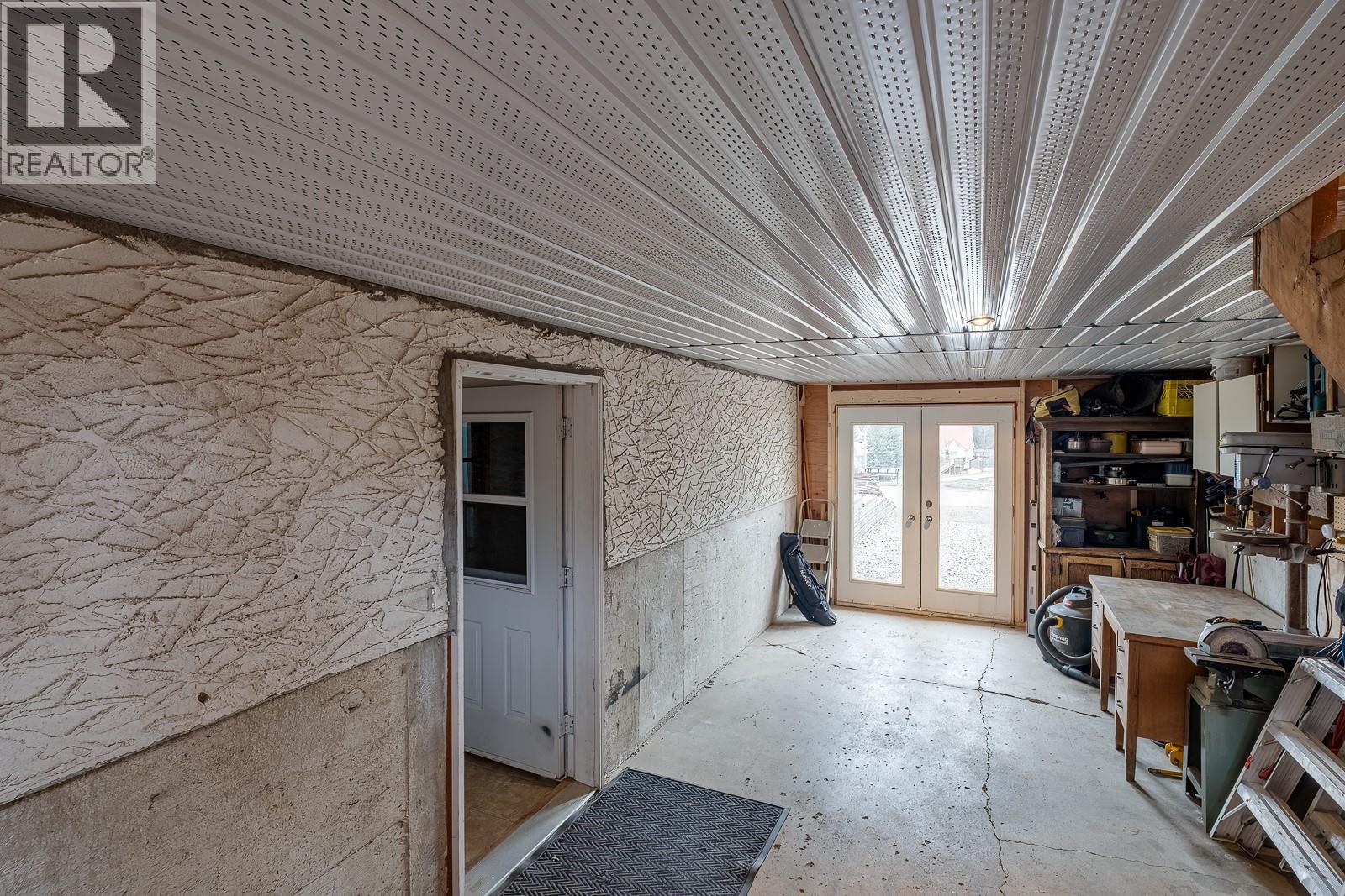 1730 Kootenay Avenue, Rossland, British Columbia  V0G 1Y0 - Photo 25 - 10380318