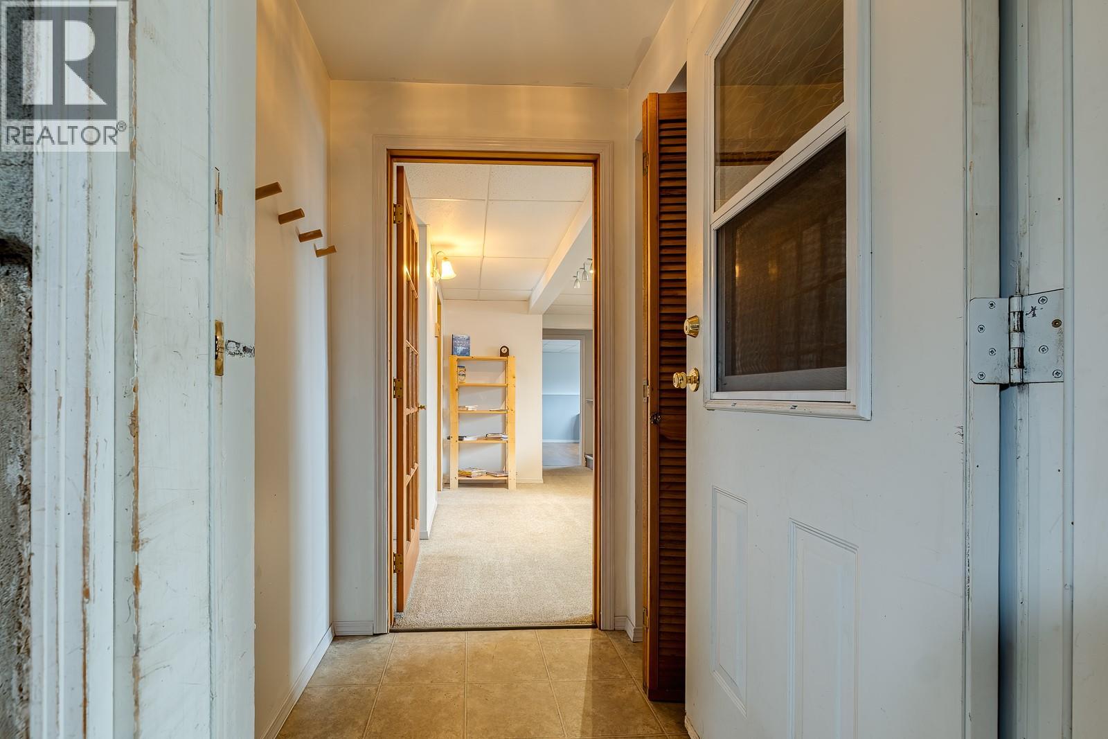 1730 Kootenay Avenue, Rossland, British Columbia  V0G 1Y0 - Photo 28 - 10380318