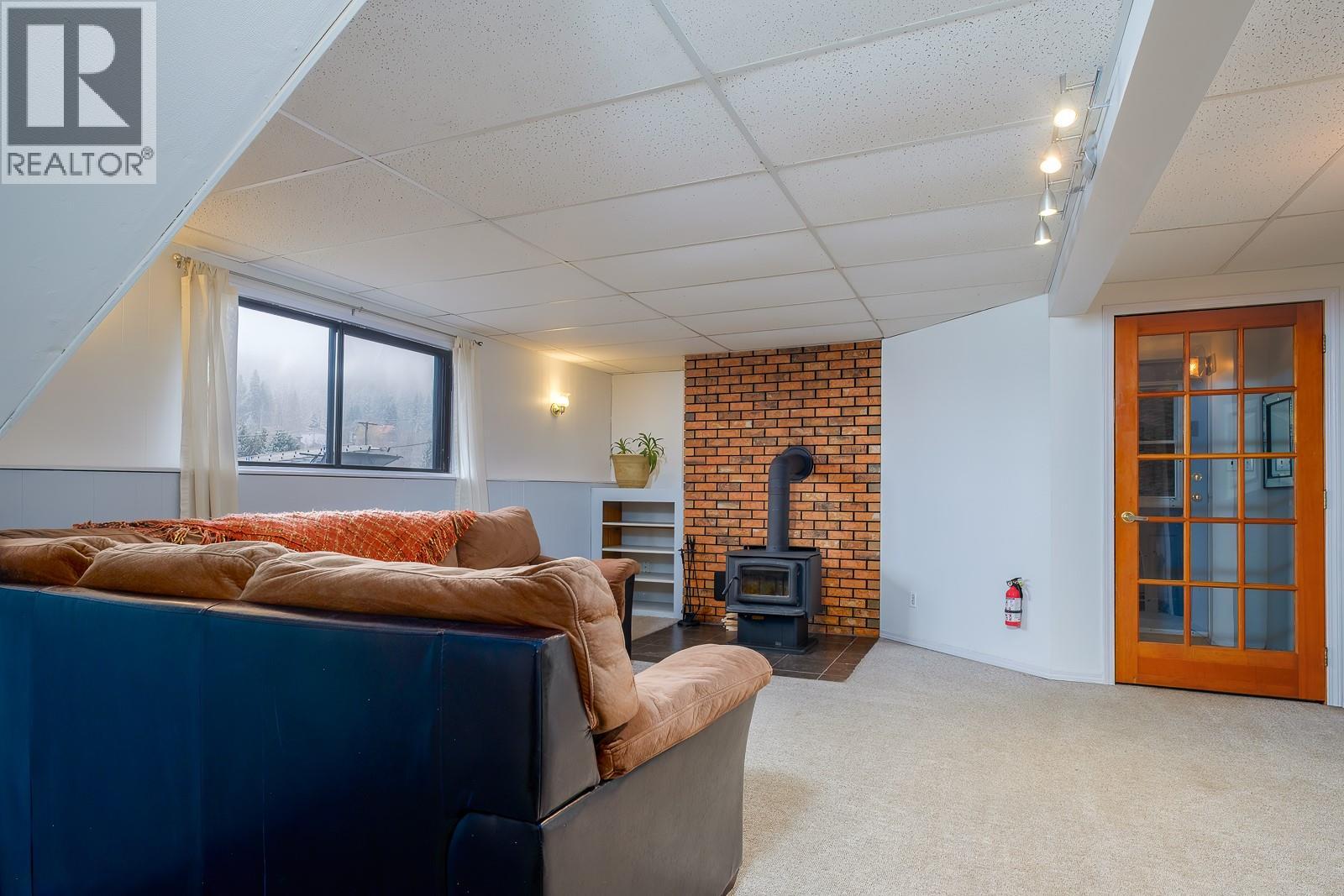 1730 Kootenay Avenue, Rossland, British Columbia  V0G 1Y0 - Photo 31 - 10380318