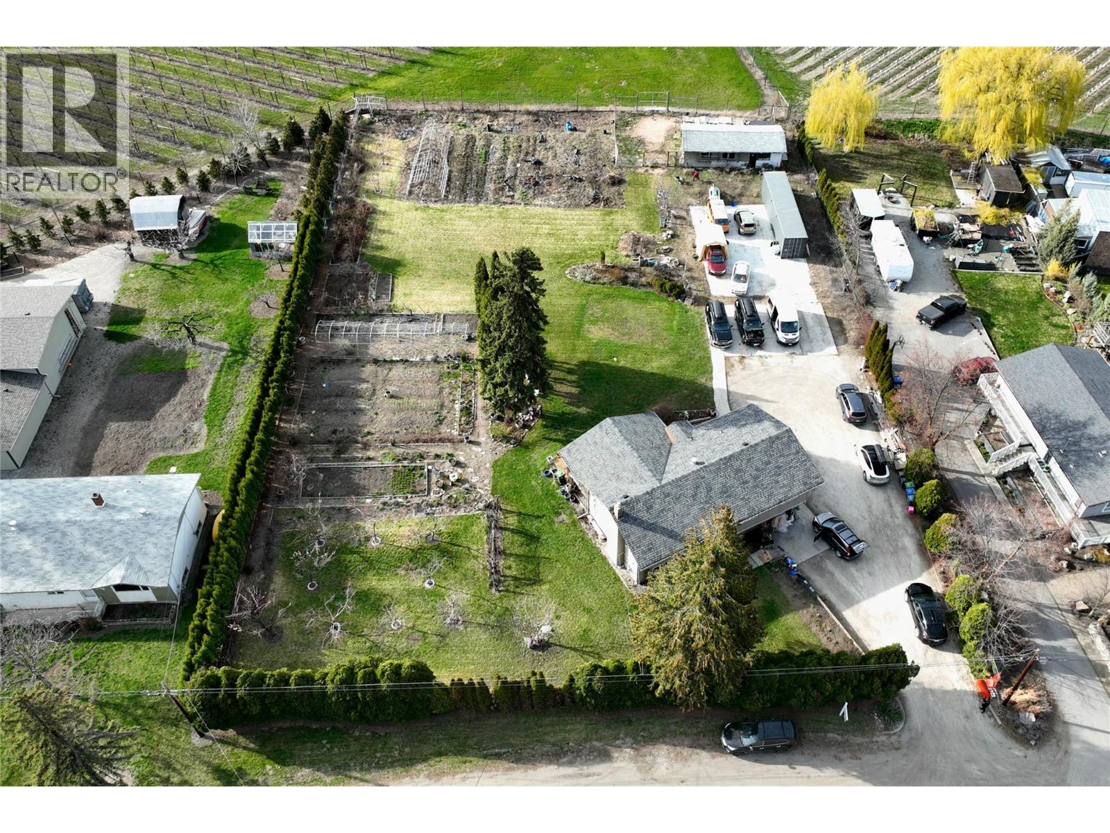 2662 Longhill Road, Kelowna, British Columbia  V1V 2G5 - Photo 3 - 10381696