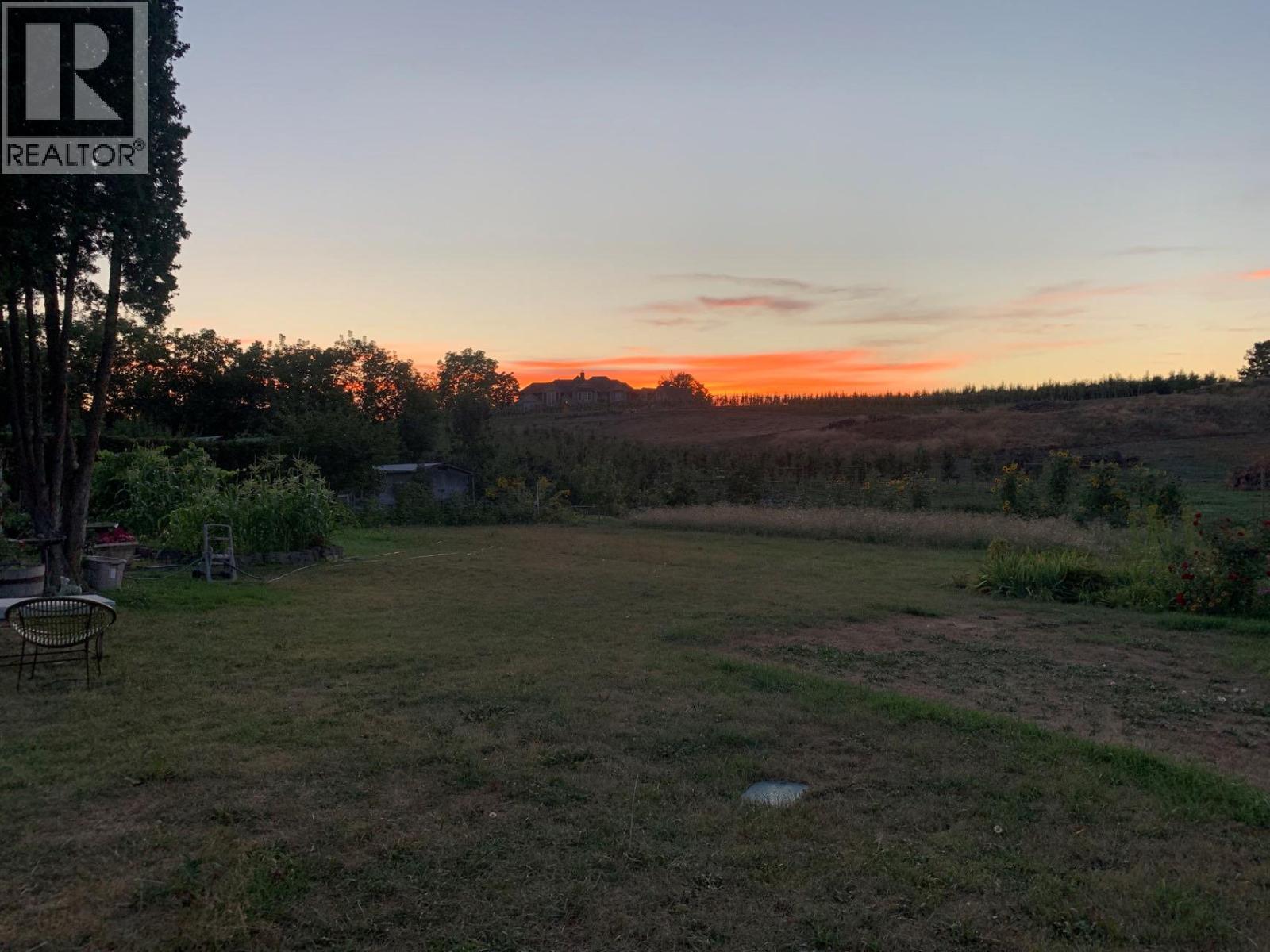 2662 Longhill Road, Kelowna, British Columbia  V1V 2G5 - Photo 35 - 10381696