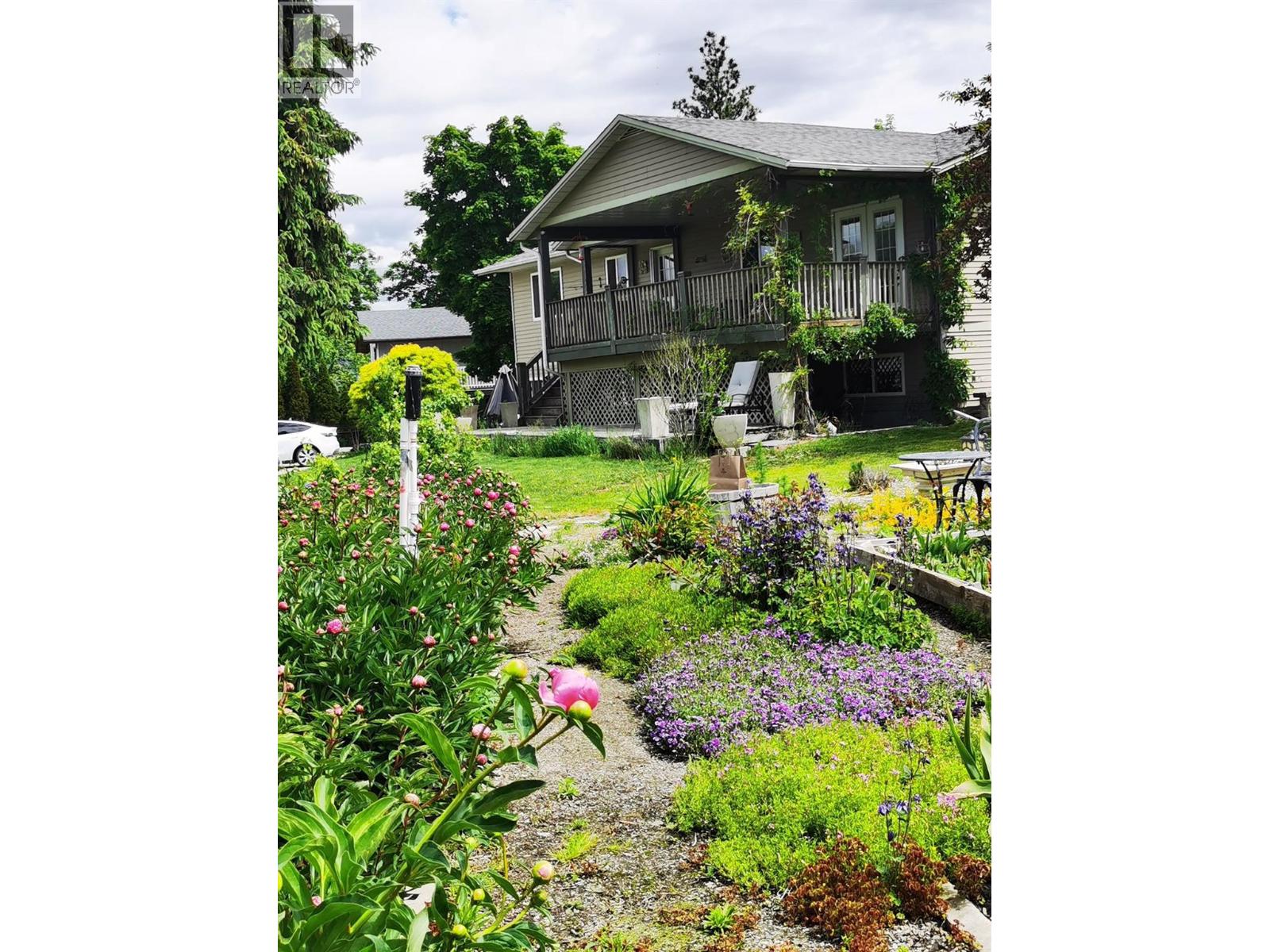 2662 Longhill Road, Kelowna, British Columbia  V1V 2G5 - Photo 6 - 10381696