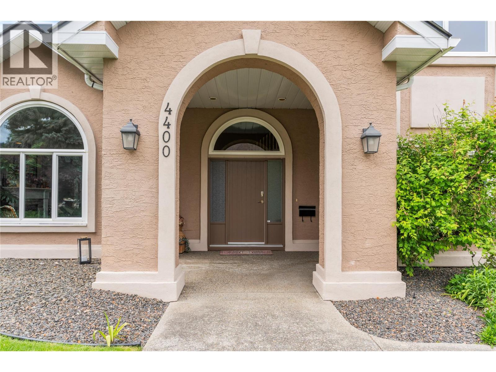 4400 Crystal Drive, Vernon, British Columbia  V1T 8V5 - Photo 4 - 10381381