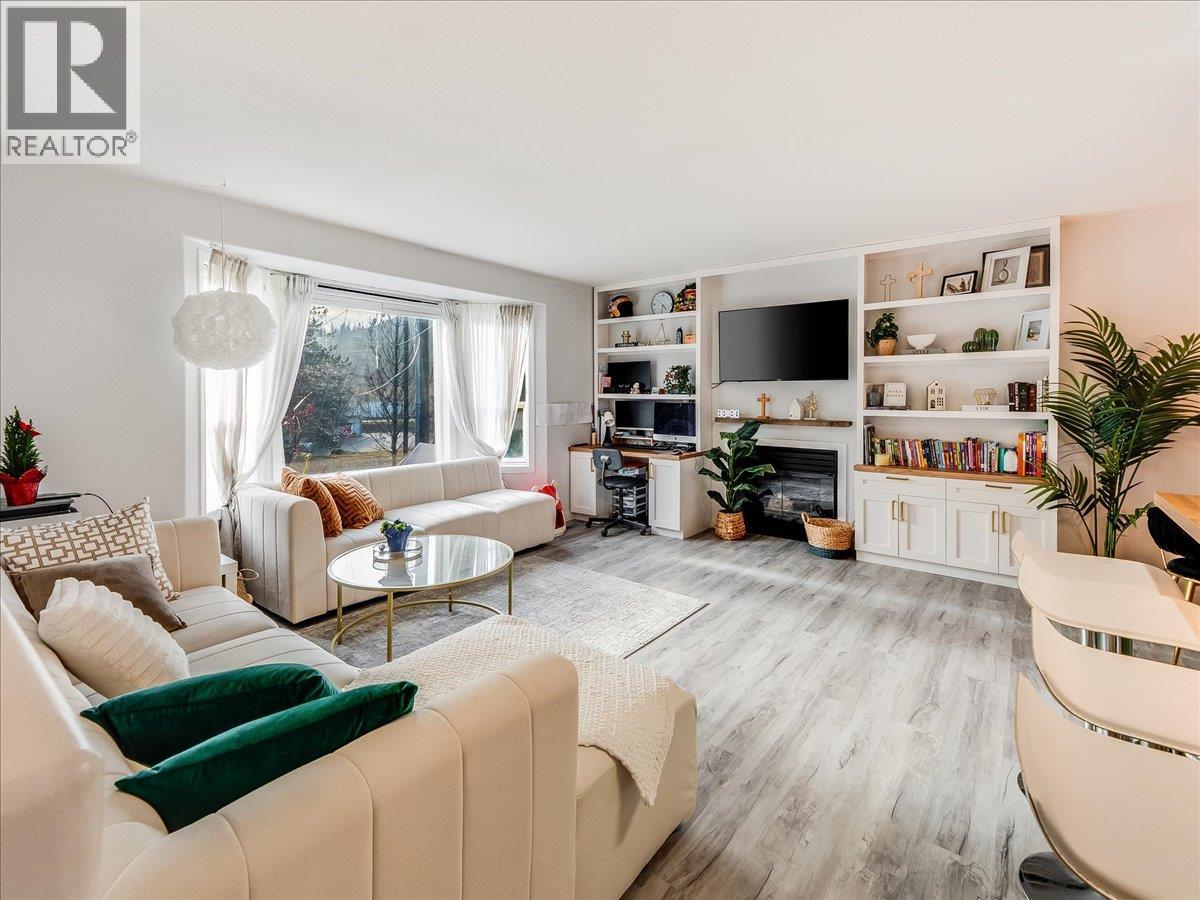 1359 Grosvenor Place, Castlegar, British Columbia  V1N 3X8 - Photo 10 - 10381970