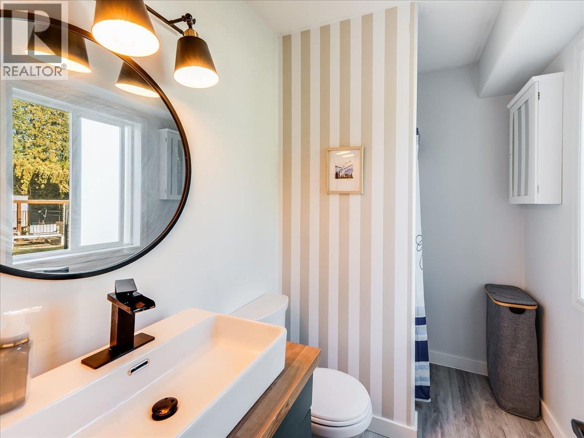 1359 Grosvenor Place, Castlegar, British Columbia  V1N 3X8 - Photo 25 - 10381970