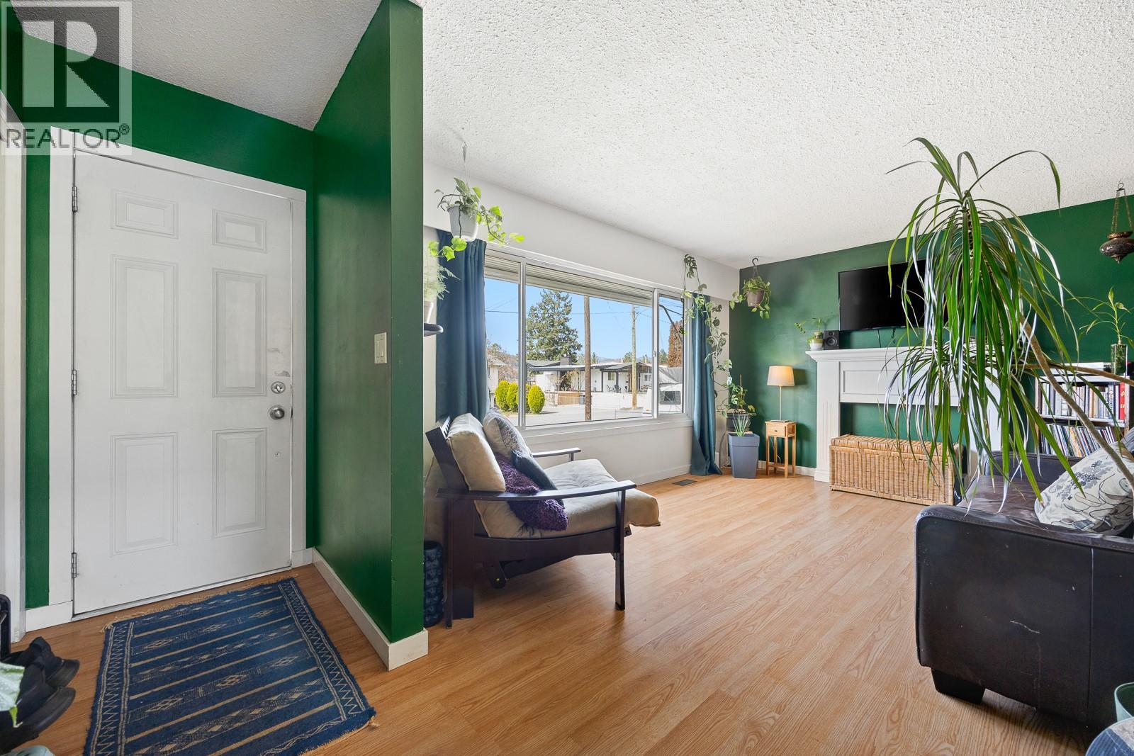 430a Holbrook Road W, Kelowna, British Columbia  V1X 1S3 - Photo 2 - 10381946