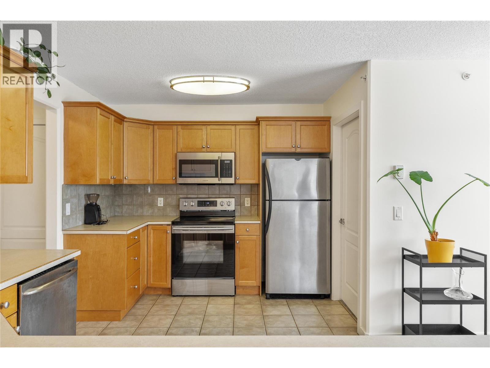 260 Franklyn Road Unit# 201, Kelowna, British Columbia  V1X 8C1 - Photo 4 - 10381882