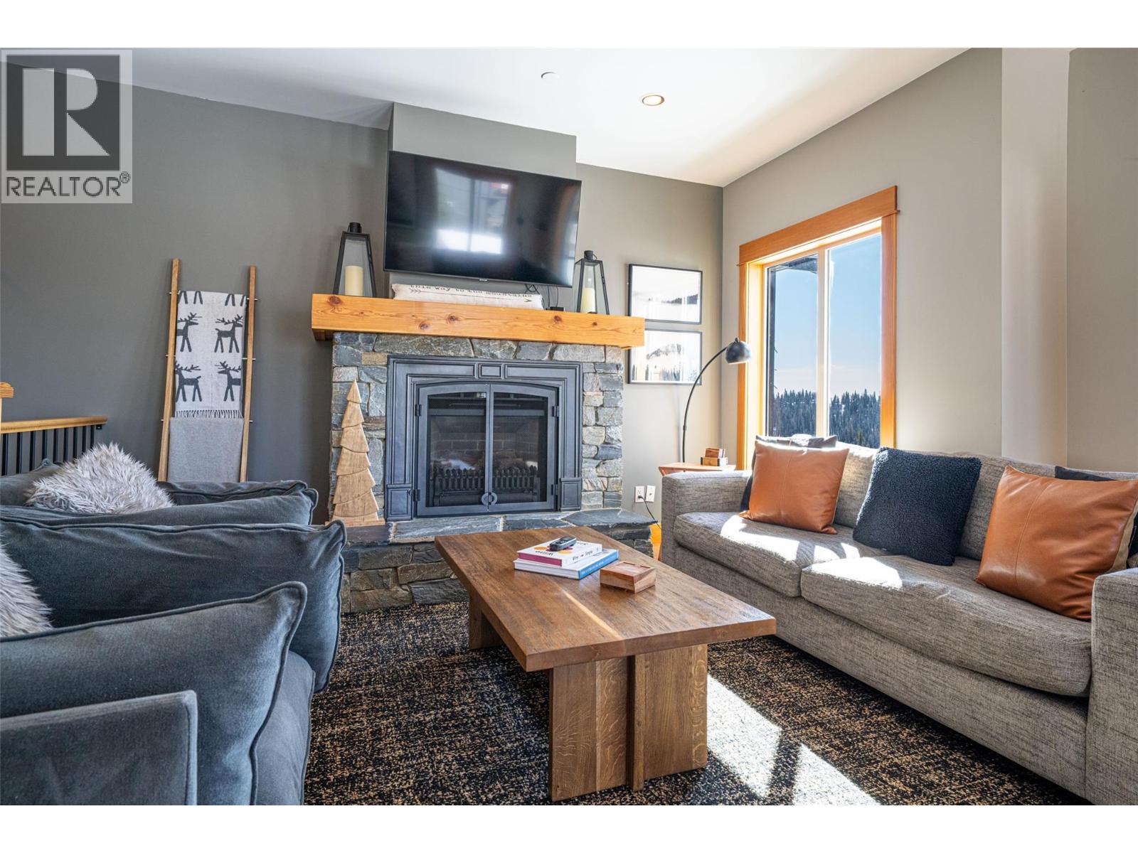 9826 Cathedral Drive, Silver Star, British Columbia  V1B 3M1 - Photo 20 - 10381284