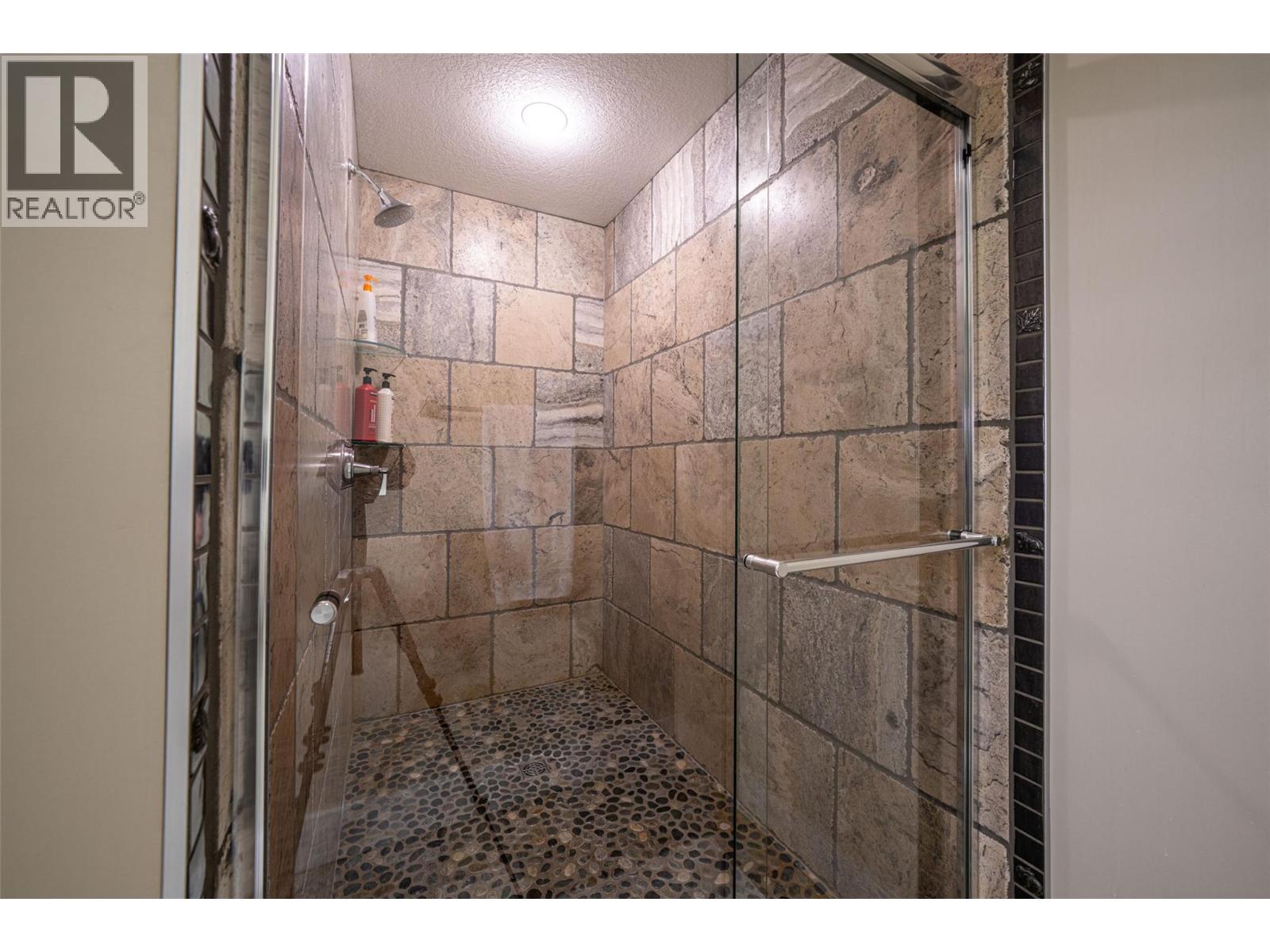 9826 Cathedral Drive, Silver Star, British Columbia  V1B 3M1 - Photo 33 - 10381284