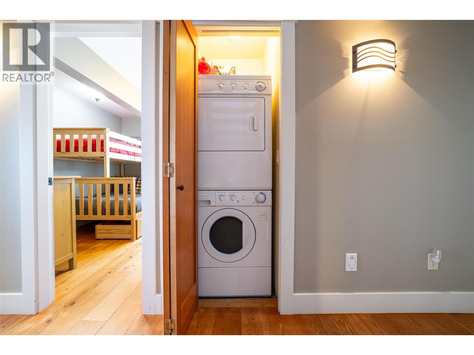 9826 Cathedral Drive, Silver Star, British Columbia  V1B 3M1 - Photo 34 - 10381284