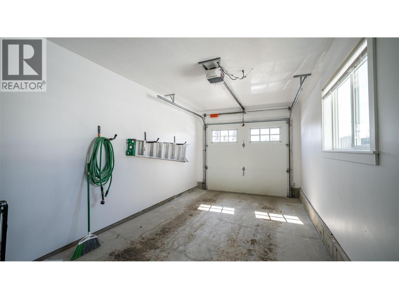 9826 Cathedral Drive, Silver Star, British Columbia  V1B 3M1 - Photo 55 - 10381284