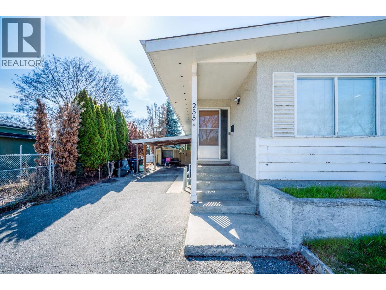 255 Holbrook Road W, Kelowna, British Columbia  V1X 1S1 - Photo 3 - 10380071