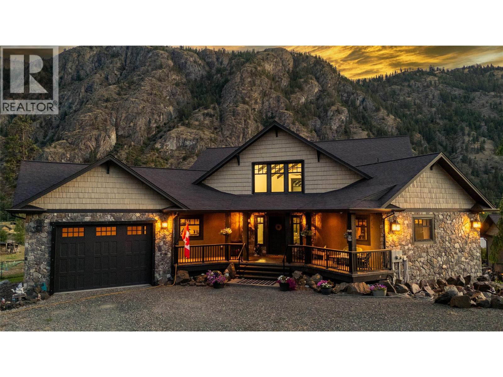 1788 Alba Road, Okanagan Falls, British Columbia  V0H 1R2 - Photo 2 - 10379435