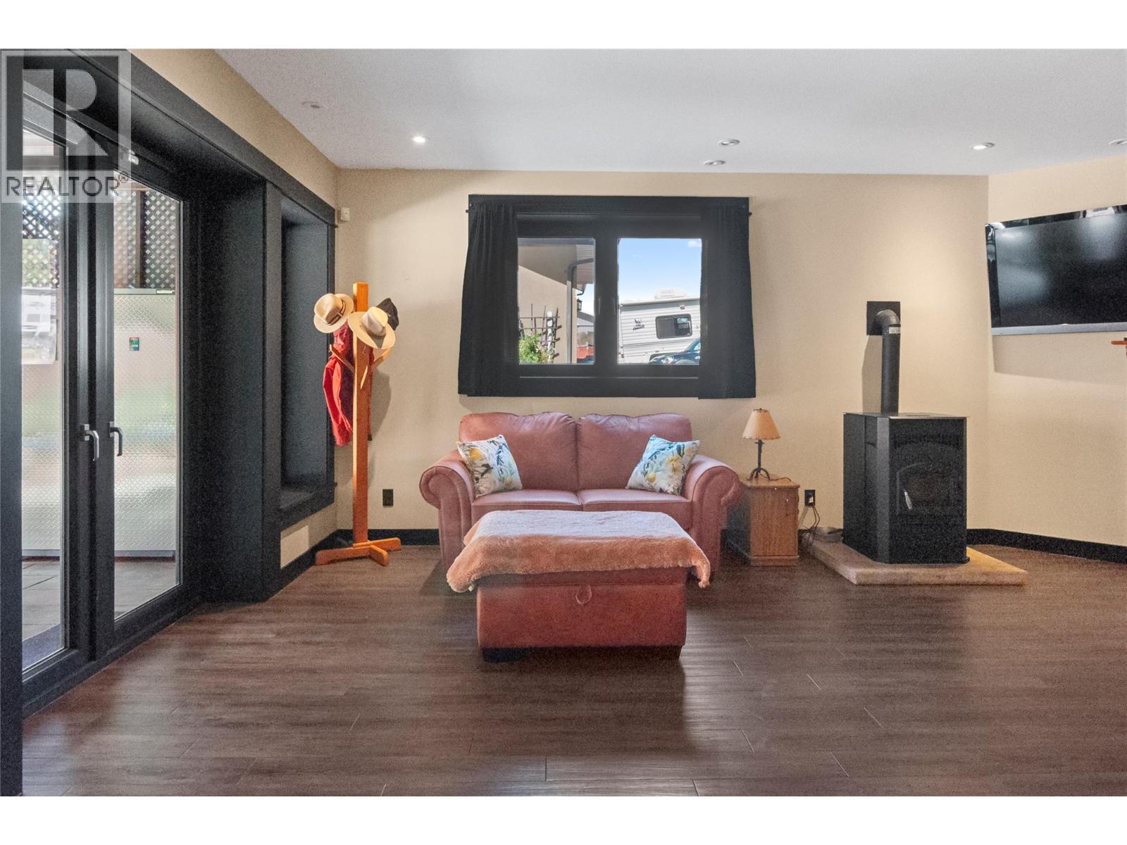 1788 Alba Road, Okanagan Falls, British Columbia  V0H 1R2 - Photo 26 - 10379435