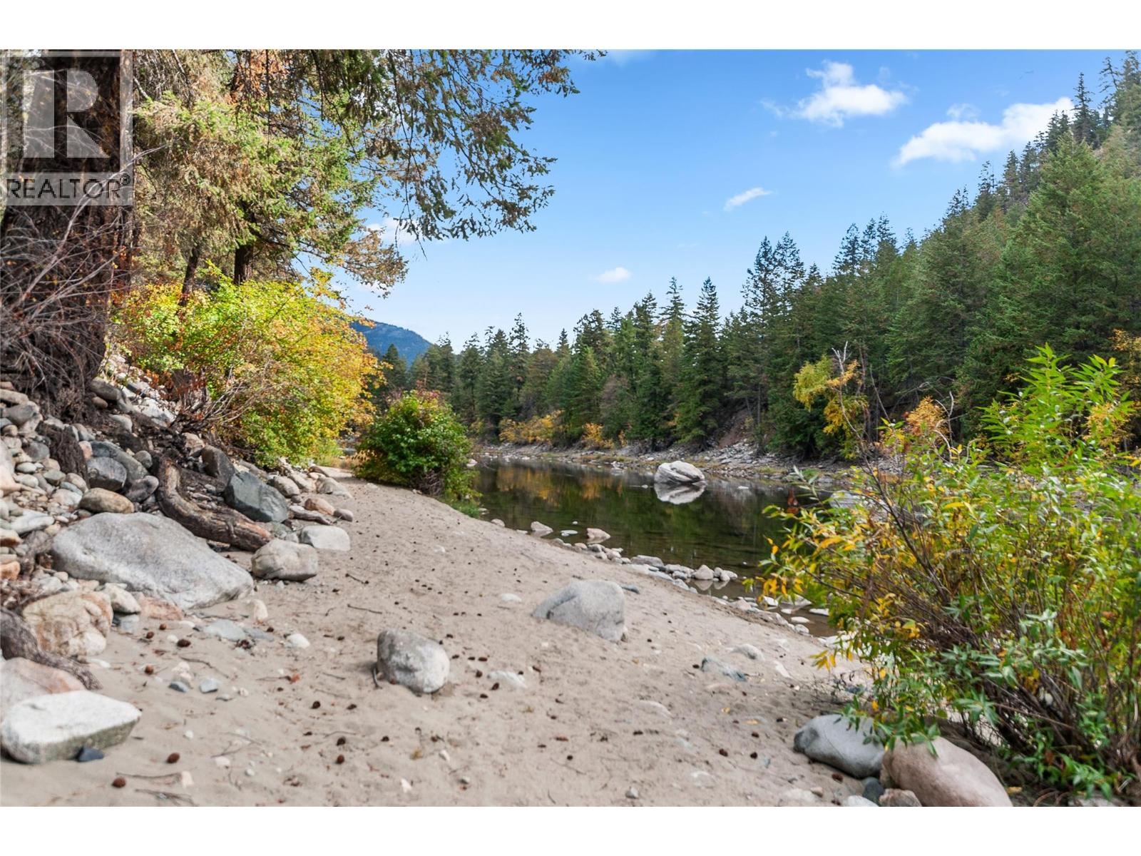 6165 Highway 3, Hedley, British Columbia  V0X 1K0 - Photo 18 - 10381885