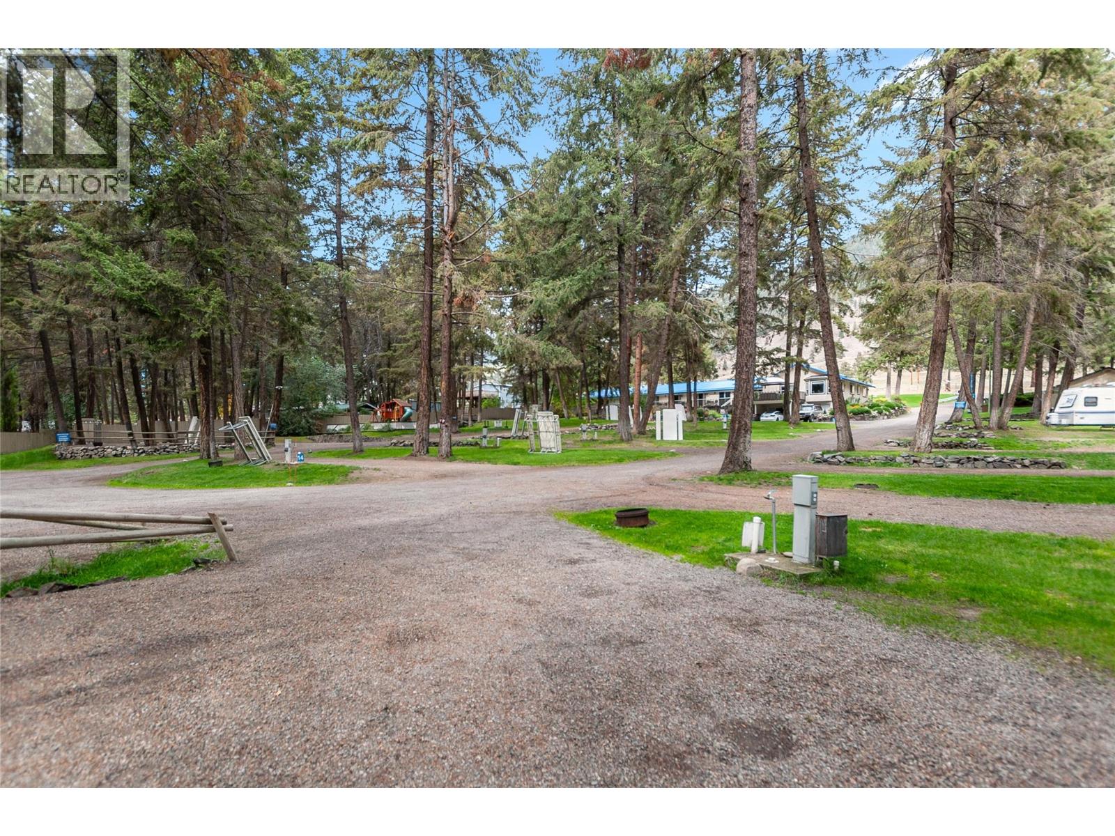 6165 Highway 3, Hedley, British Columbia  V0X 1K0 - Photo 7 - 10381885