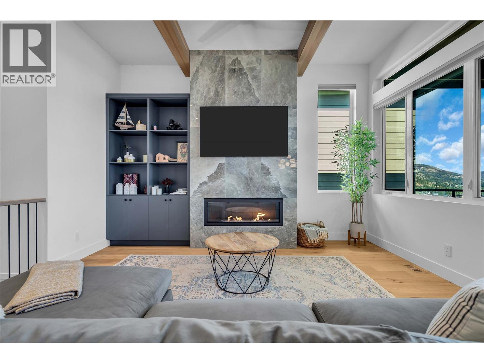 3044 Shaleview Drive, West Kelowna, British Columbia  V4T 3L6 - Photo 3 - 10381626