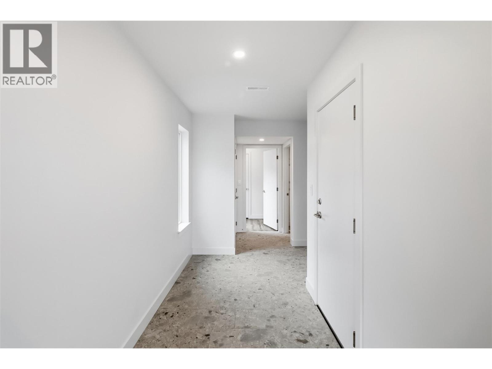 2050 Grasslands Boulevard Unit# 137, Kamloops, British Columbia  V2B 0K7 - Photo 5 - 10380412