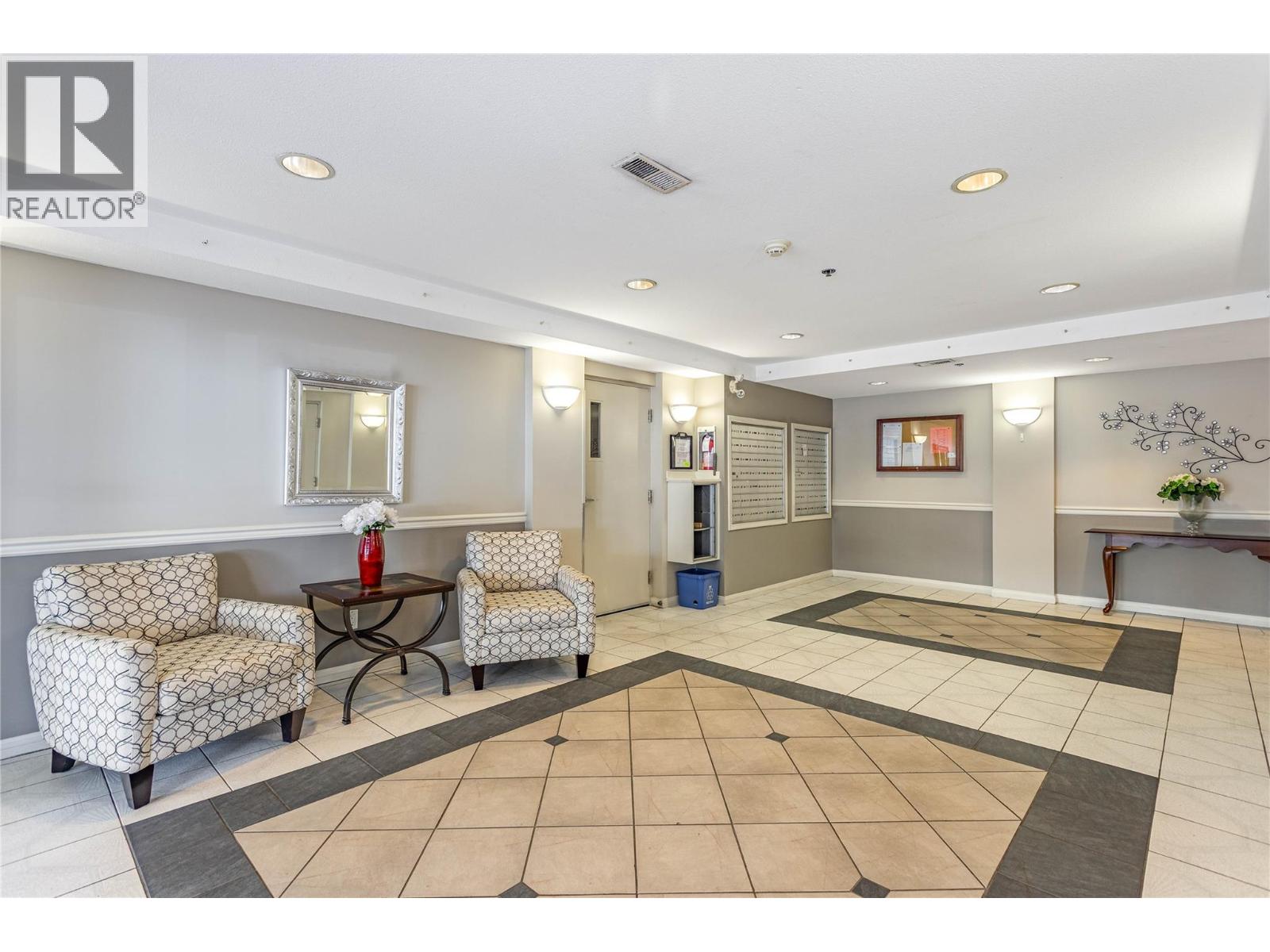 1965 Durnin Road Unit# 111, Kelowna, British Columbia  V1X 7K6 - Photo 2 - 10379355