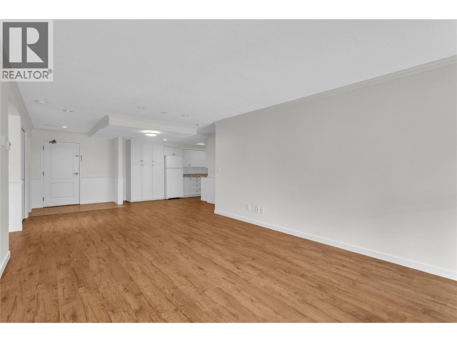 1965 Durnin Road Unit# 111, Kelowna, British Columbia  V1X 7K6 - Photo 9 - 10379355