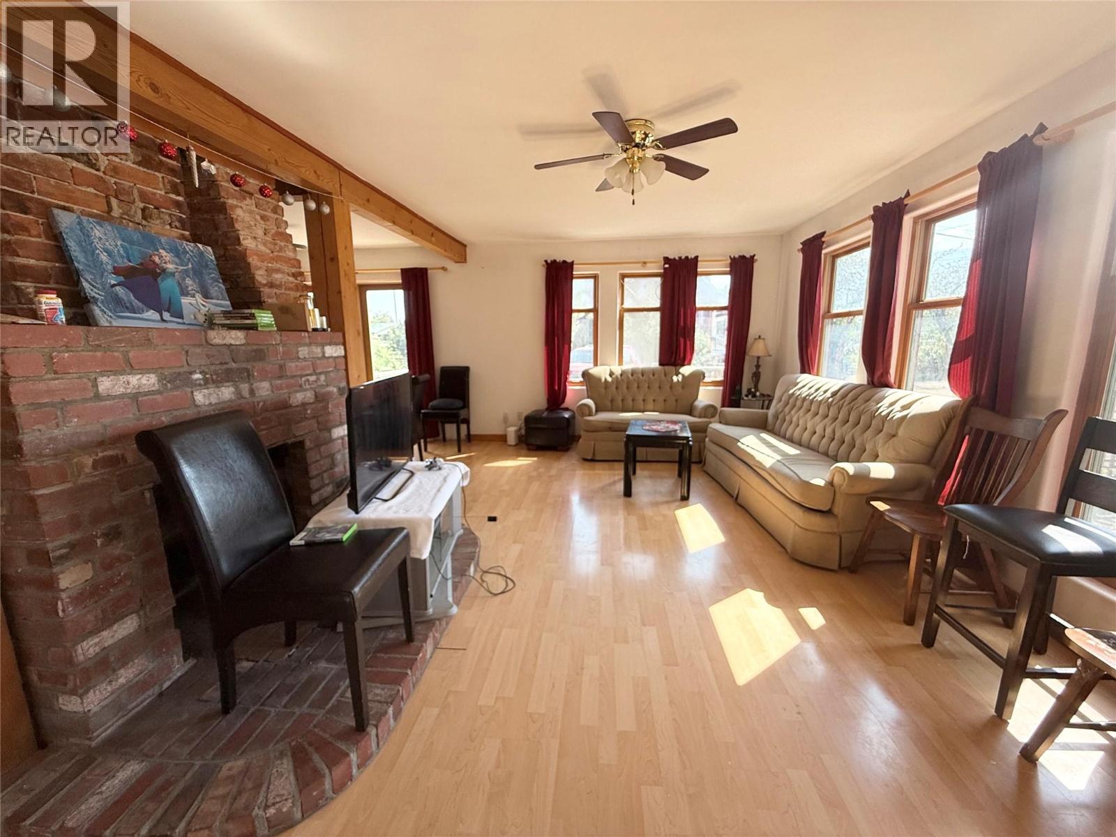 1325 Quilchena Avenue, Merritt, British Columbia  V1K 1B8 - Photo 4 - 10381963