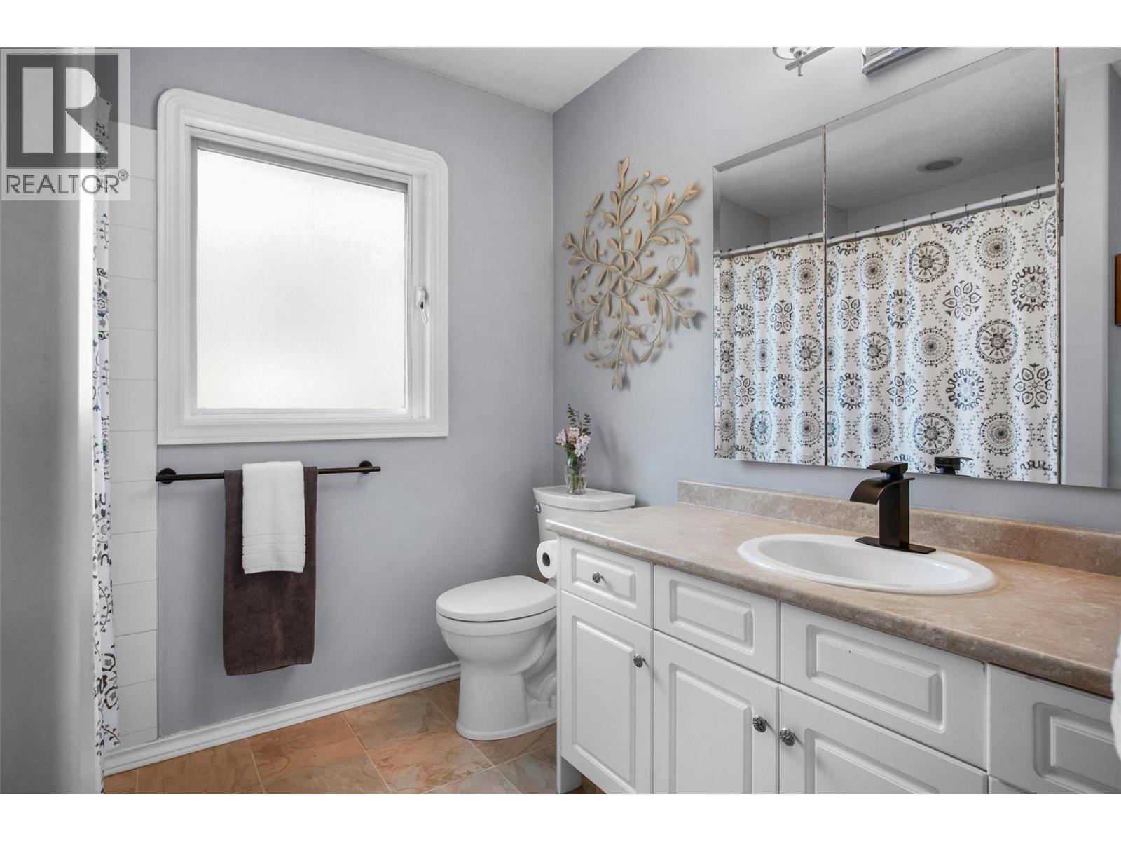 7095 Amber Drive, Vernon, British Columbia  V1H 1P4 - Photo 17 - 10381887