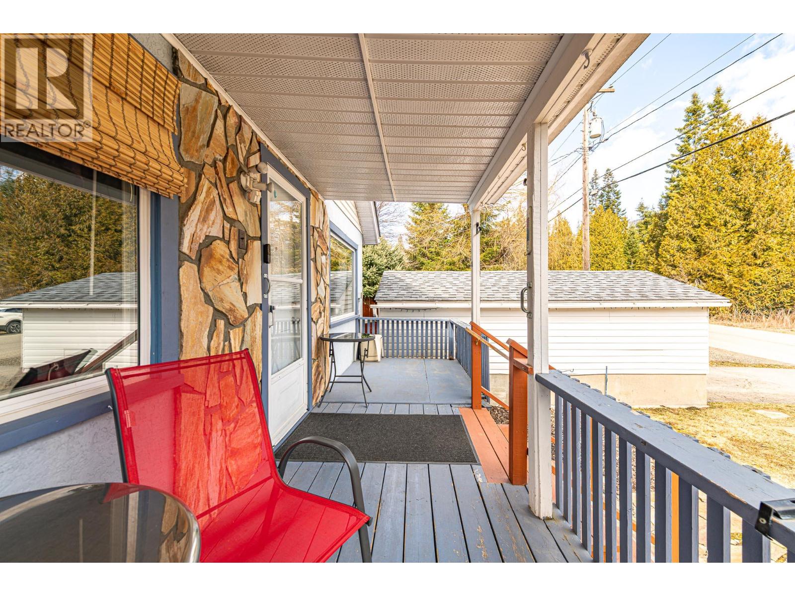 6910 1st Avenue, Ymir, British Columbia  V0G 2K0 - Photo 31 - 10380617