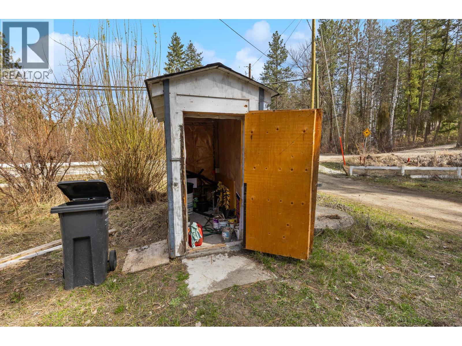 3525 Mathews Road, Kelowna, British Columbia  V1W 4C6 - Photo 22 - 10381907