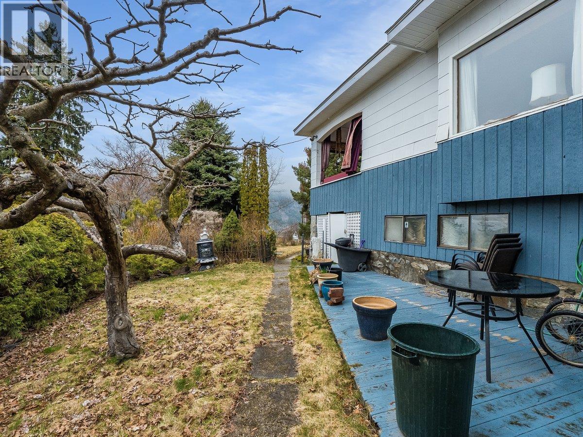 524 Hoover Street, Nelson, British Columbia  V1L 4W9 - Photo 29 - 10381615