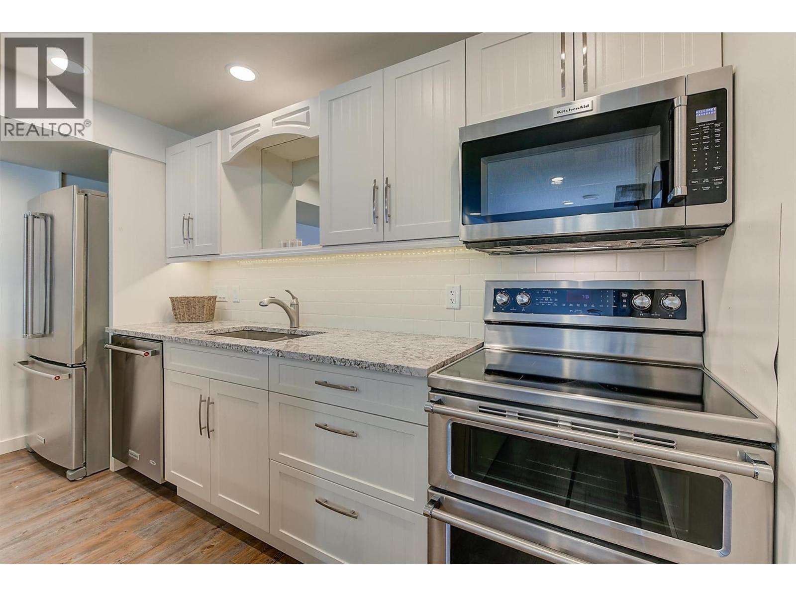 5127 Luckett Court, Kelowna, British Columbia  V1W 4J1 - Photo 51 - 10381990