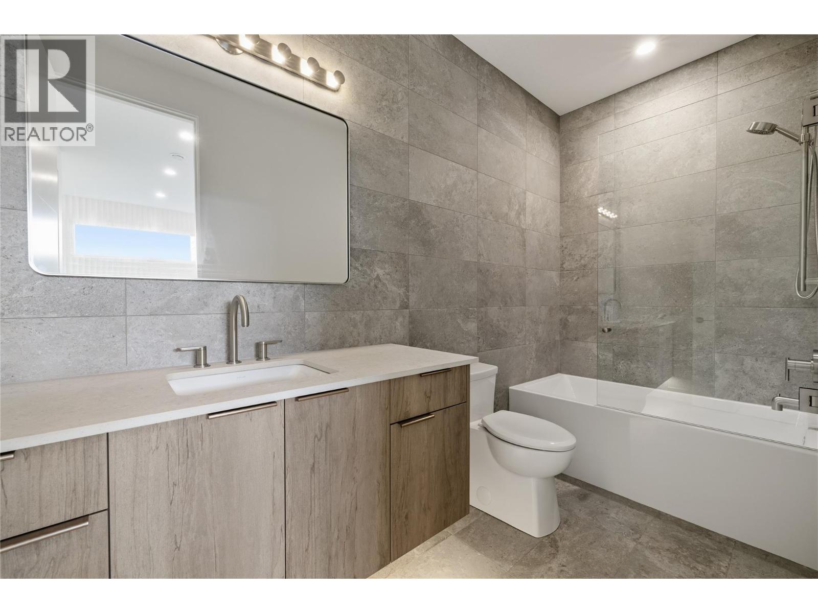 2527 Pinnacle Ridge Drive, West Kelowna, British Columbia  V4T 0G4 - Photo 38 - 10381902