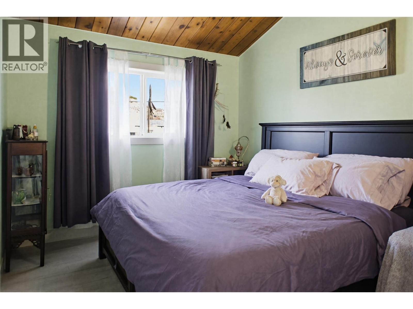 1271 Kimberley Crescent, Kamloops, British Columbia  V2B 3B8 - Photo 10 - 10381548