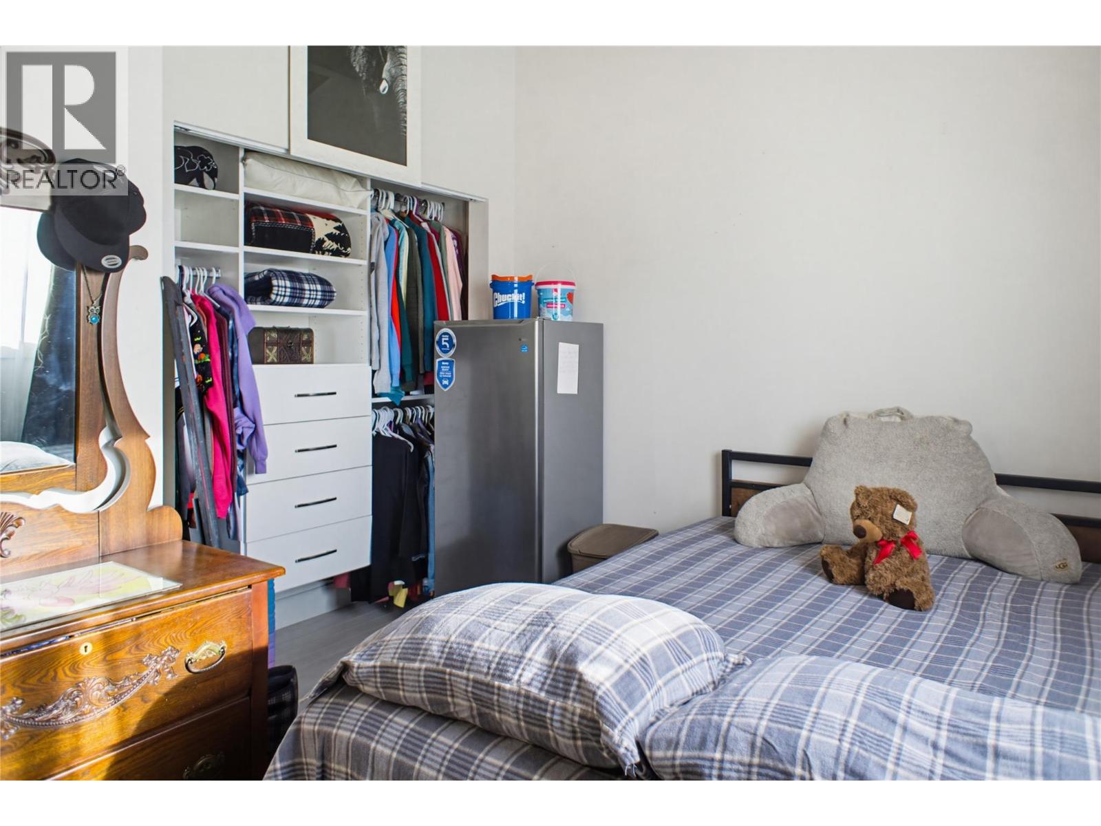 1271 Kimberley Crescent, Kamloops, British Columbia  V2B 3B8 - Photo 9 - 10381548