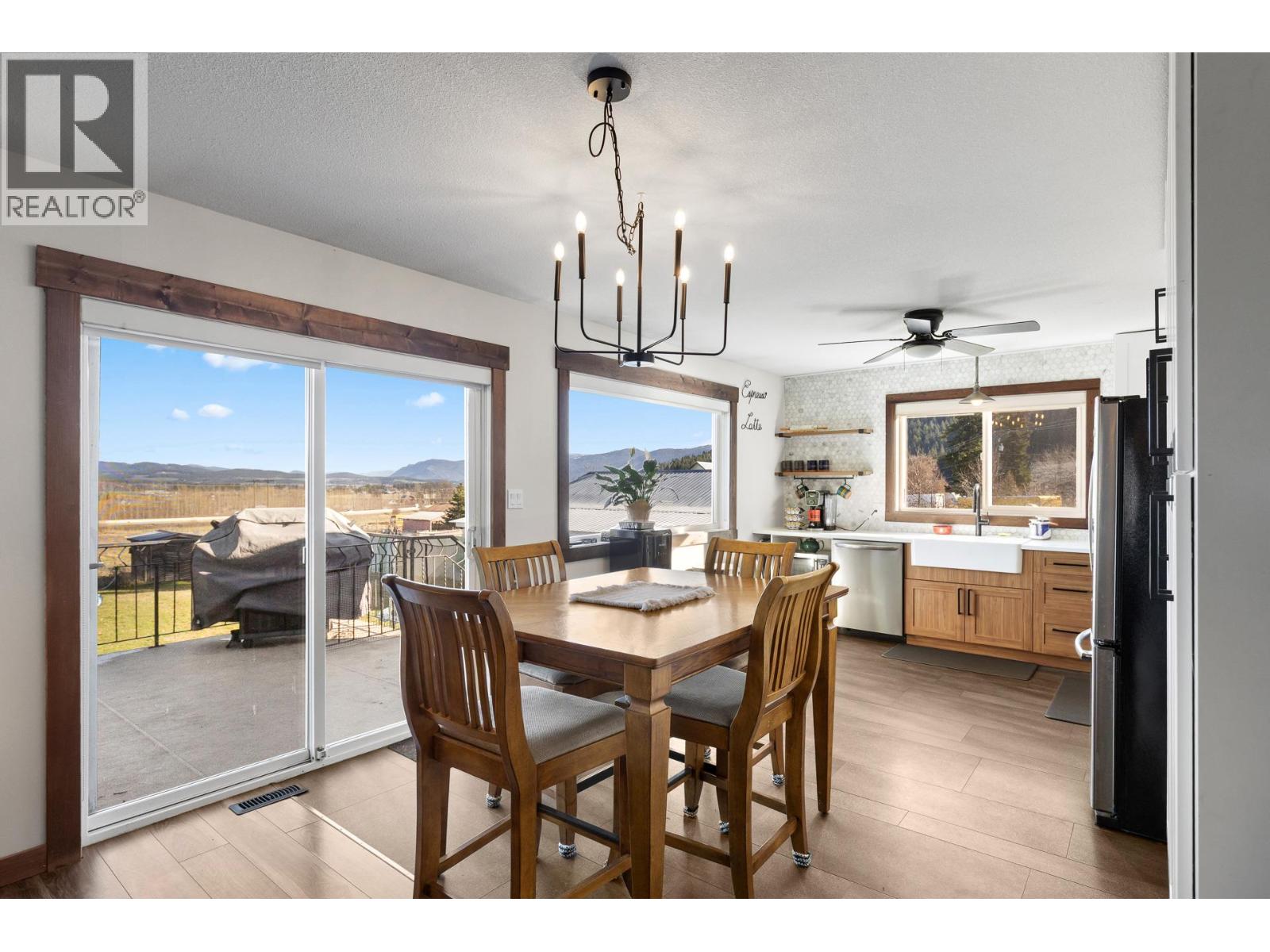 1541 Eagle Rock Road, Spallumcheen, British Columbia  V0E 1B7 - Photo 10 - 10380747