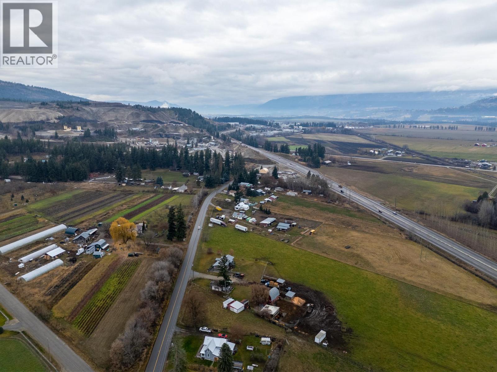 1541 Eagle Rock Road, Spallumcheen, British Columbia  V0E 1B7 - Photo 48 - 10380747