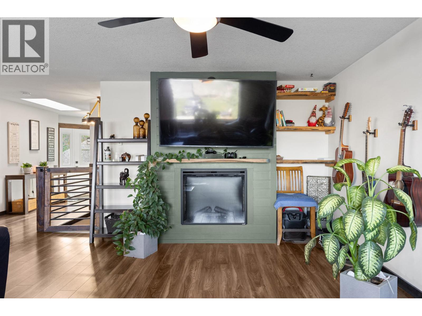 1541 Eagle Rock Road, Spallumcheen, British Columbia  V0E 1B7 - Photo 8 - 10380747