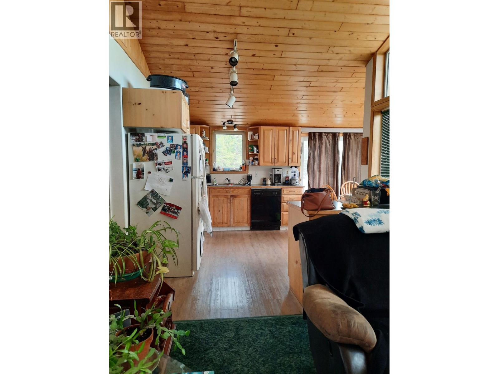 3055 Ingram Creek Road, Midway, British Columbia  V0H 1M0 - Photo 3 - 10380744