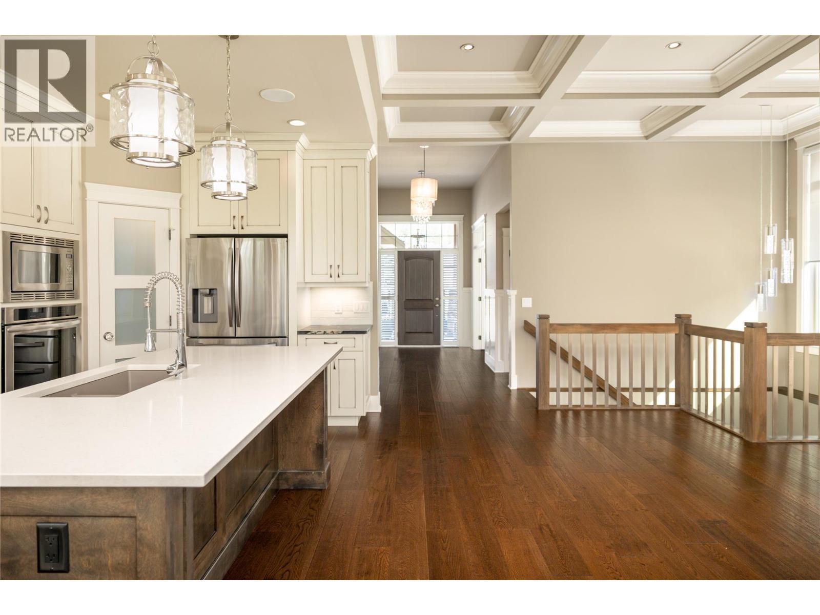 4149 Gallaghers Fairway S, Kelowna, British Columbia  V1W 5G3 - Photo 12 - 10380458