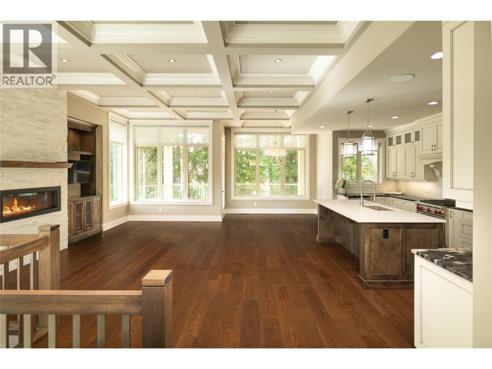 4149 Gallaghers Fairway S, Kelowna, British Columbia  V1W 5G3 - Photo 2 - 10380458